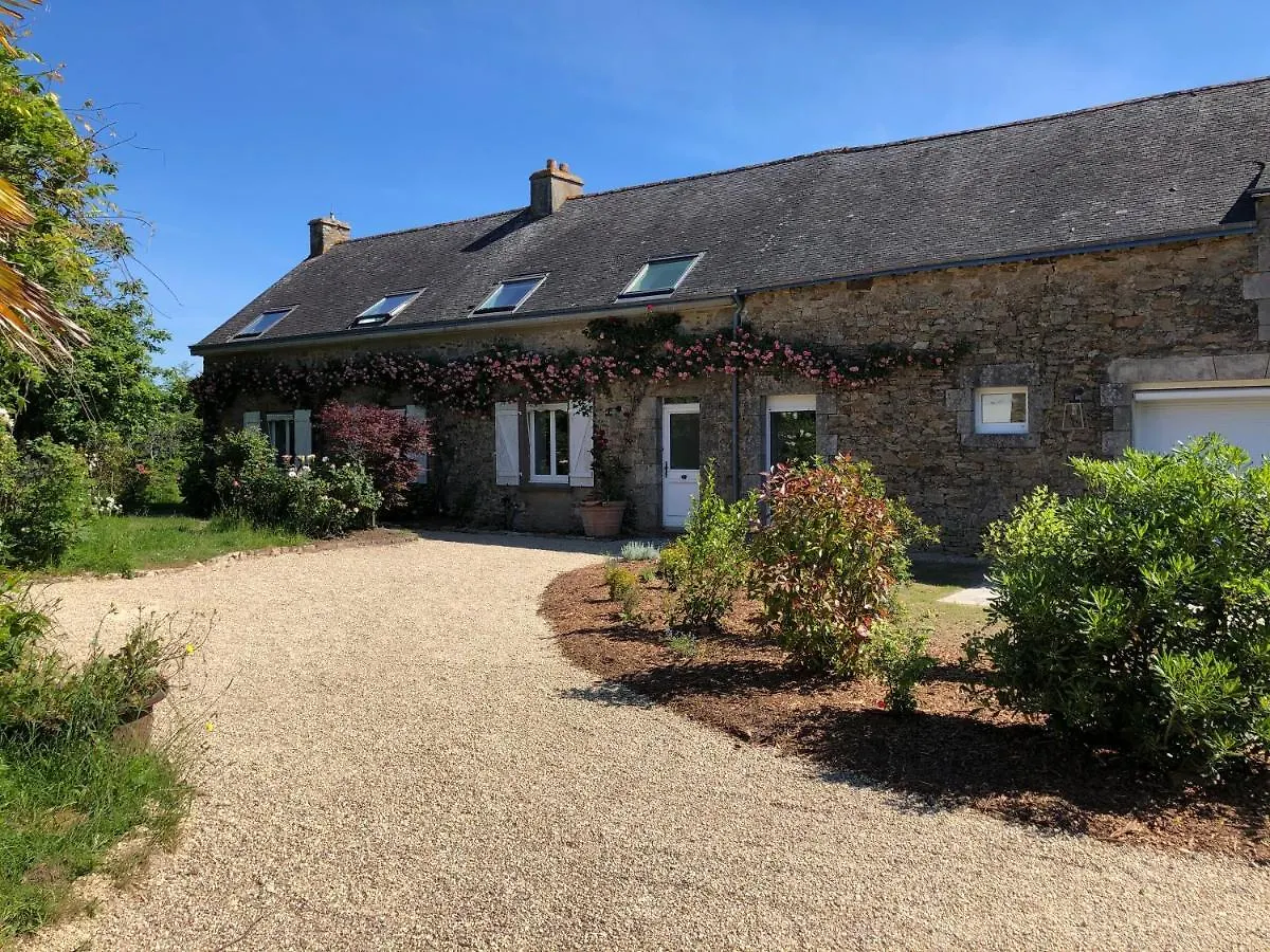 Maisonbel, Gite Convivial Bretagne Vannes Sarzeau 15 Personnes Surzur Holiday home