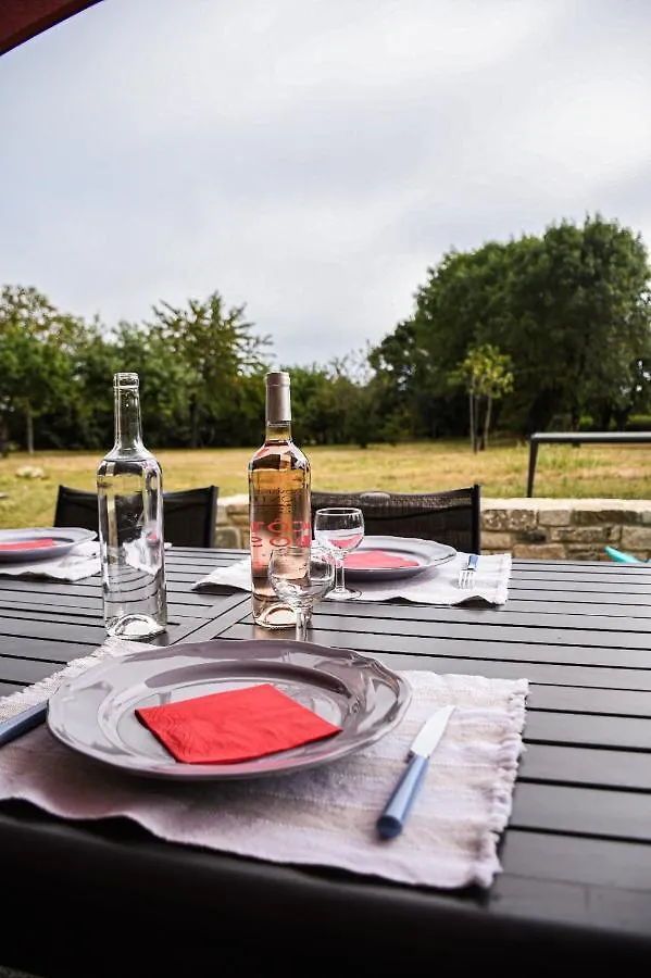Maisonbel, Gite Convivial Bretagne Vannes Sarzeau 15 Personnes Surzur Holiday home
